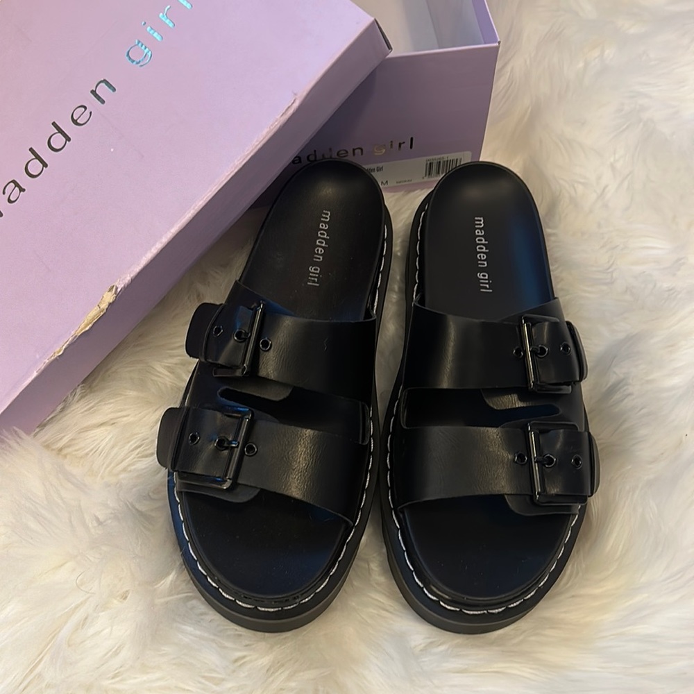 MADDEN GIRL DIZZY SLIDE SANDAL SIZE:10